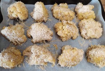 Фото шага рецепта Цветная капуста в сырной панировке 188828 шаг 10  