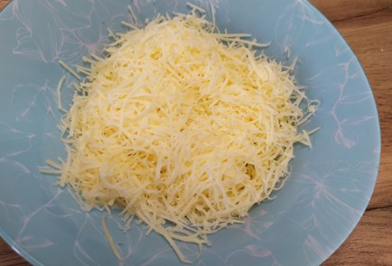 Фото шага рецепта Цветная капуста в сырной панировке 188828 шаг 2  