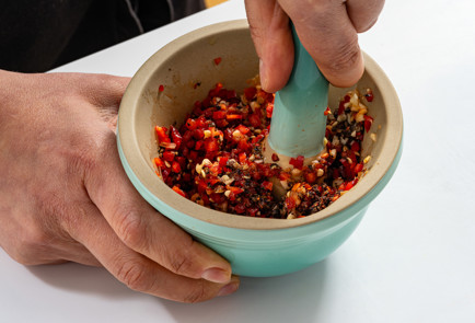 Фото шага рецепта Цыпленок погавайски 189102 шаг 6  