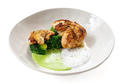 Фото шага рецепта Цыпленок с соусом пармантье 176333 шаг 21