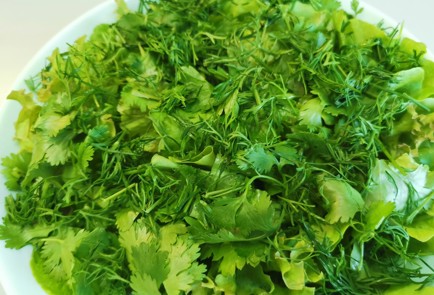 Фото шага рецепта Дачный салат 186551 шаг 6  