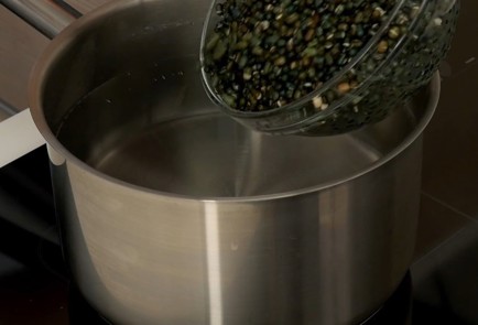 Фото шага рецепта Похлебка из черного маша Далмакхани 137164 шаг 2  