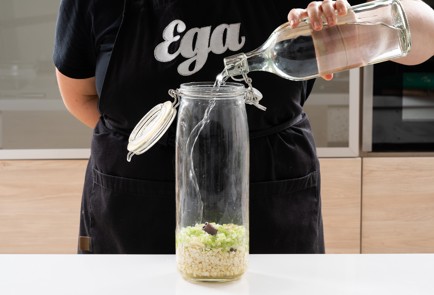 Фото шага рецепта Дамская хреновуха 139899 шаг 6  