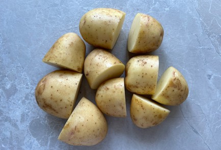 Фото шага рецепта Давленый картофель 186887 шаг 2  