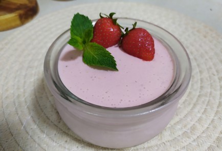 Фото шага рецепта Десерт из творога и ягод 189871 шаг 10  