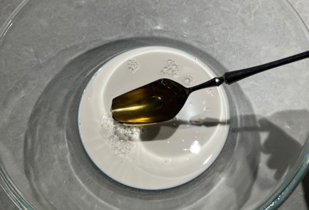 Фото шага рецепта Десерт с семенами чиа на миндальной основе 175106 шаг 2  