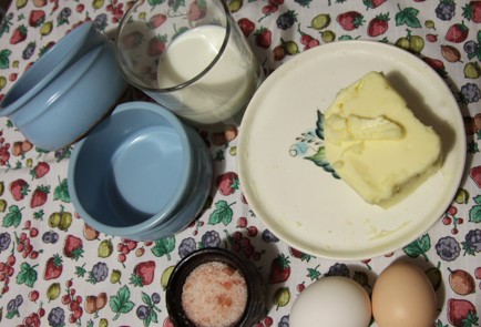 Фото шага рецепта Диетический омлет на пару 163290 шаг 1  