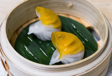 Фото шага рецепта Димсамы с картошкой и огурцами 138571 шаг 20  