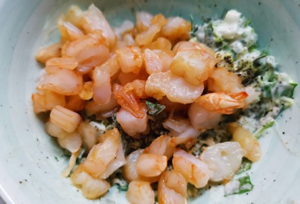 Фото шага рецепта Димсам с креветками 188429 шаг 5