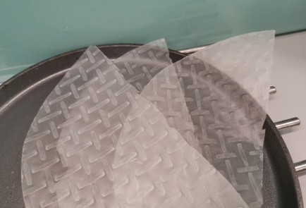 Фото шага рецепта Димсам с креветками 188429 шаг 7