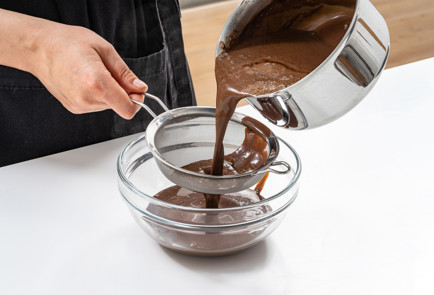 Фото шага рецепта Домашнее шоколадное мороженое 189249 шаг 6  