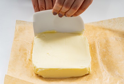 Фото шага рецепта Домашнее сливочное масло 175441 шаг 9  