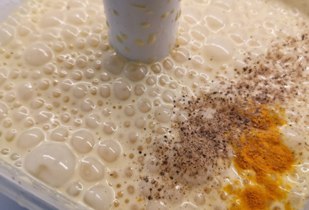 Фото шага рецепта Домашний майонез из двух видов яиц 152009 шаг 5  