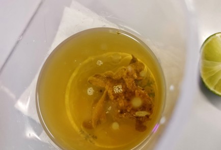 Фото шага рецепта Домашний майонез с лаймовым соком 152231 шаг 2  