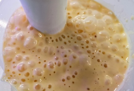 Фото шага рецепта Домашний майонез с лаймовым соком 152231 шаг 4  