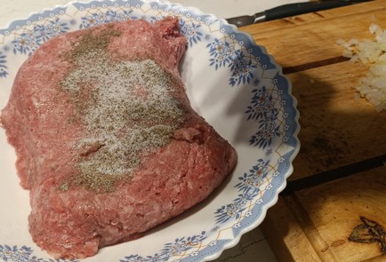 Фото шага рецепта Домашние хинкали из готового теста в пароварке 191132 шаг 3