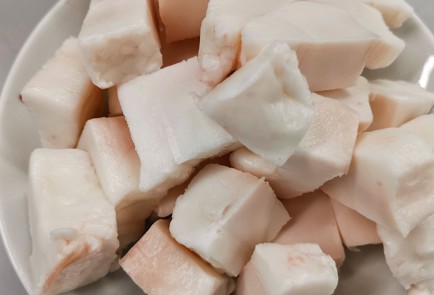 Фото шага рецепта Домашние колбаски с салом 152865 шаг 3  