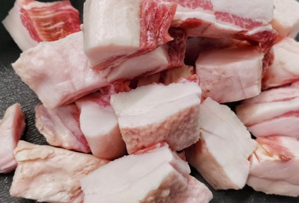 Фото шага рецепта Домашние колбаски со сливками и чесноком 152589 шаг 3