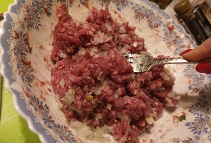 Фото шага рецепта Домашние пельмени из готового теста 191133 шаг 3  