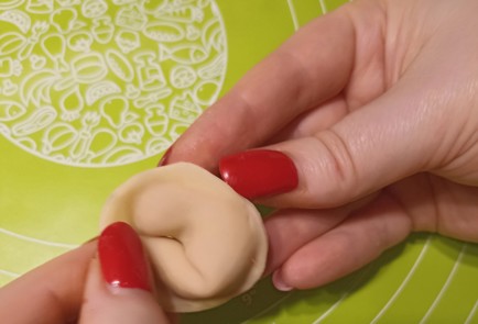 Фото шага рецепта Домашние пельмени из готового теста 191133 шаг 8  