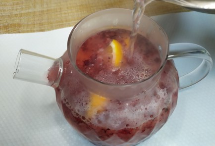 Фото шага рецепта Домашний чай с апельсином и клюквой 190759 шаг 7  