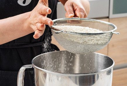 Фото шага рецепта Домашний хлеб 189089 шаг 2  