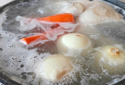 Фото шага рецепта Домашний холодец 191514 шаг 6  