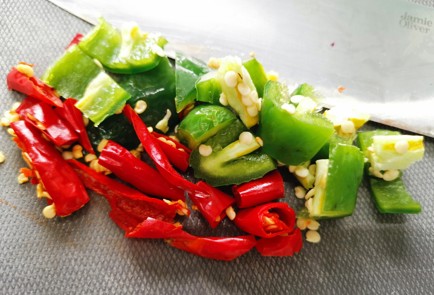 Фото шага рецепта Домашний кетчуп на зиму 190524 шаг 4