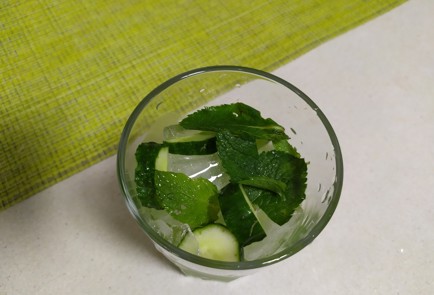 Фото шага рецепта Домашний лимонад огуречный 189870 шаг 7  