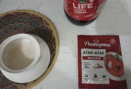 Фото шага рецепта Домашний мармелад из сока клюквы 191177 шаг 1