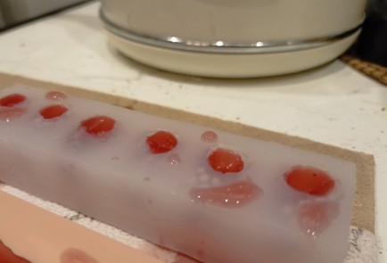 Фото шага рецепта Домашний мармелад из сока клюквы 191177 шаг 7