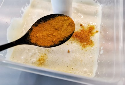 Фото шага рецепта Домашний майонез с куркумой 140021 шаг 6  