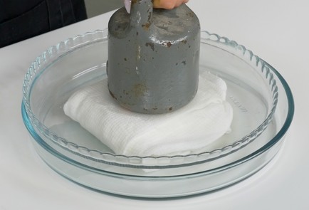 Фото шага рецепта Домашний сыр 151262 шаг 7  