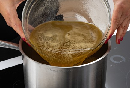 Фото шага рецепта Домашний яблочный сок 173985 шаг 6  