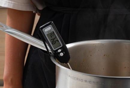 Фото шага рецепта Домашний яблочный сок 173985 шаг 8  