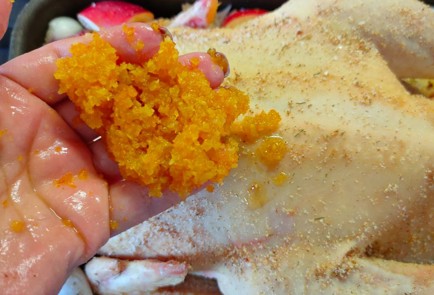 Фото шага рецепта Домашняя курица запеченная с яблоками и гарниром из зеленой фасоли 189448 шаг 8  