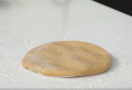 Фото шага рецепта Домашняя паста с белыми грибами 151563 шаг 10  