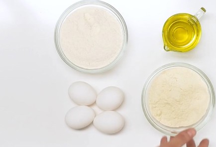 Фото шага рецепта Домашняя паста тальятелле 140068 шаг 1  