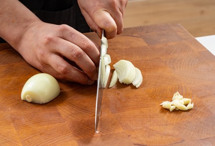 Фото шага рецепта Домашняя пицца Маринара 175637 шаг 9