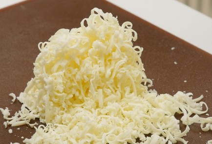 Фото шага рецепта Домашняя пицца 140418 шаг 6  