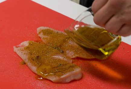 Фото шага рецепта Домашняя шаурма с курицей 41324 шаг 2  