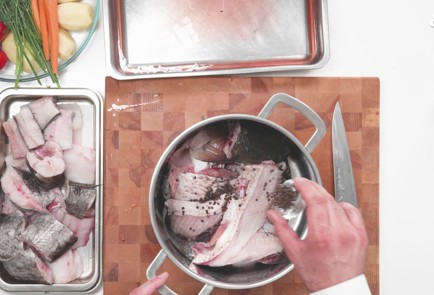 Фото шага рецепта Донская уха 186954 шаг 10