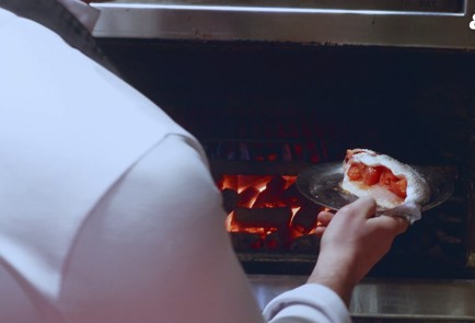 Фото шага рецепта Дорада в духовке с помидорами и каперсами 153081 шаг 4  