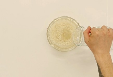 Фото шага рецепта Азербайджанский холодный суп довга 125308 шаг 2  