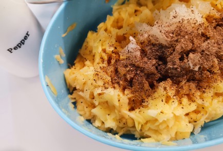 Фото шага рецепта Драники белорусские 188208 шаг 5