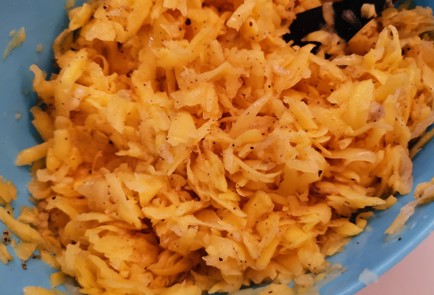 Фото шага рецепта Драники белорусские 188208 шаг 8