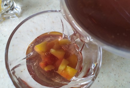 Фото шага рецепта Двухслойное желе с фруктами 189395 шаг 6  