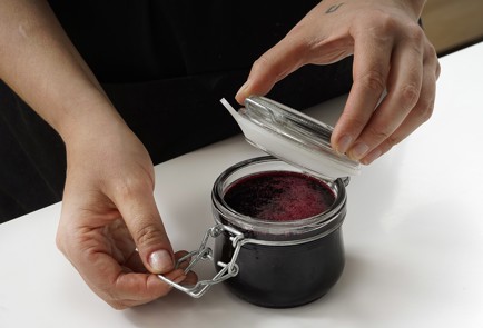 Фото шага рецепта Джем из винограда и черноплодной рябины 152738 шаг 10  