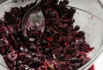 Фото шага рецепта Джем из винограда и черноплодной рябины 152738 шаг 5  