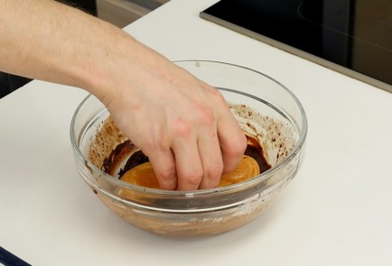 Фото шага рецепта Эклеры с заварным кремом 136670 шаг 9  